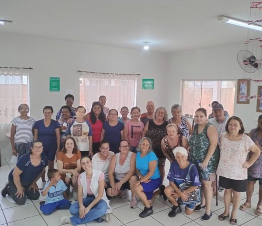 GINÁSTICA PARA TERCEIRA IDADE E DORES CRÔNICAS